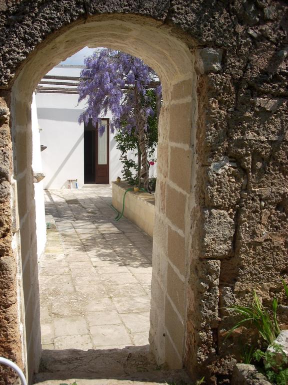 B&B Le Due Corti Martignano Екстериор снимка