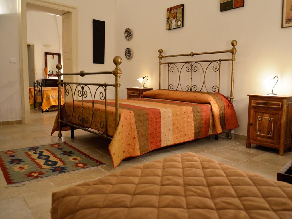 B&B Le Due Corti Martignano Стая снимка